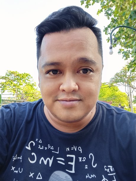 Zack Zeev hd nackte foto