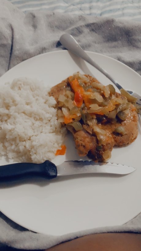 latina-teen-onlyfans nacktheit akt foto