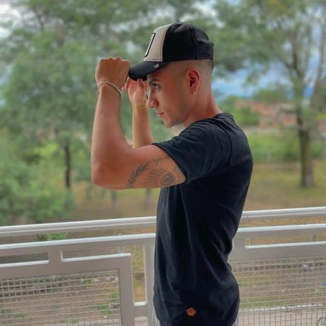 Facundo Farias sexy hd fotos