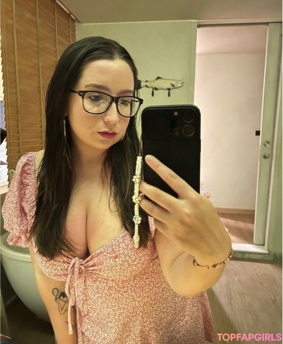 lokale onlyfans hübsche erotische bild