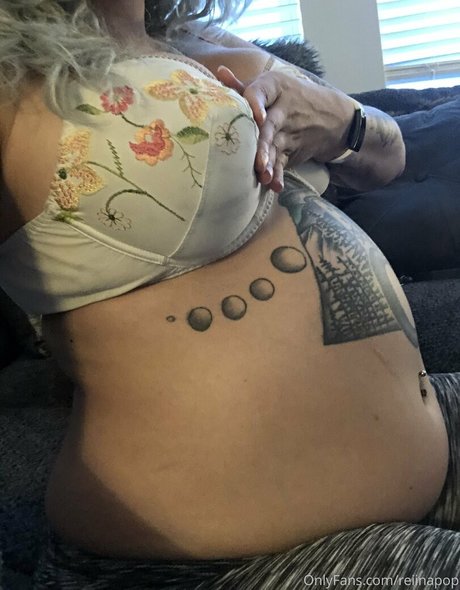 asiatische top-onlyfans hübsche schöne bilder