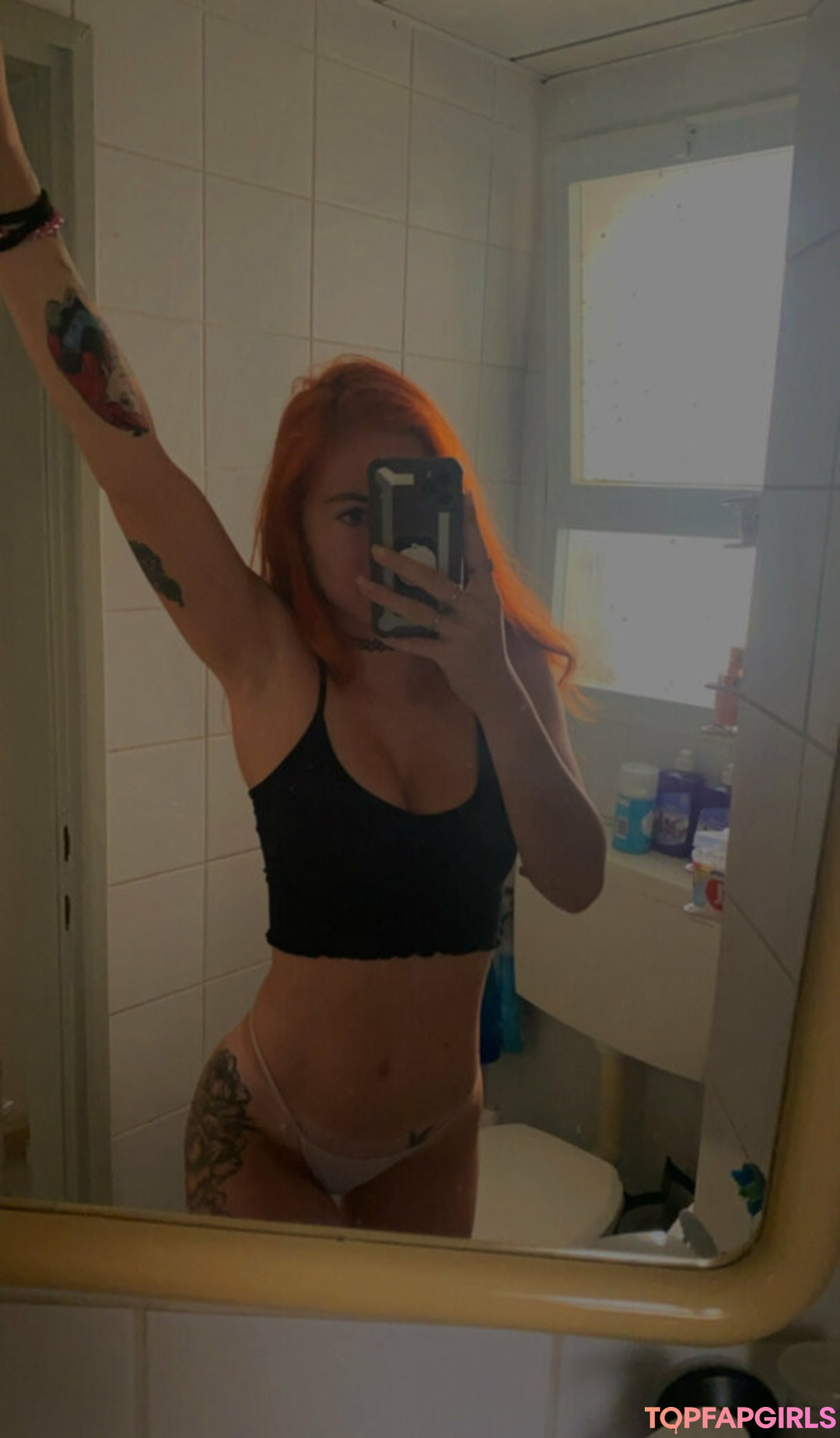 April Harel top sex galerien