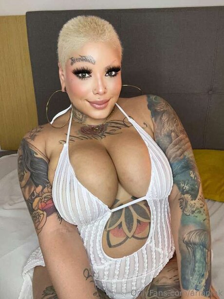 ariapink schöne exklusive foto