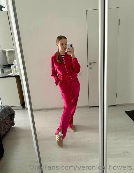 veronica flowers perfekte erwachsene galerie