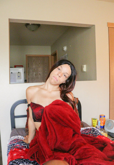 echte zwillings-onlyfans nacktheit freie fotos