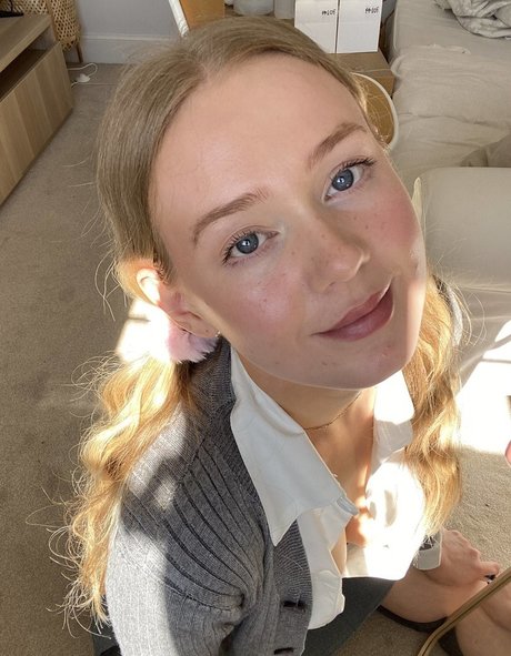 Librarosebud perfekte nackten foto