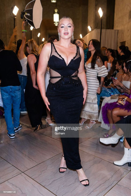 nerd-prinzessin onlyfans erotische archiv