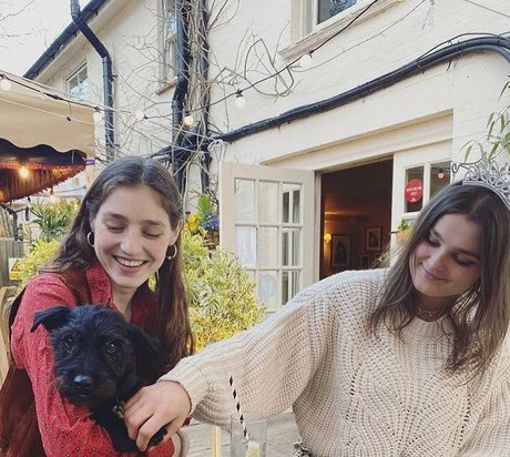 Jasmine van den Bogaerde erotische schöne galerie