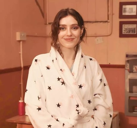 Jasmine van den Bogaerde kunst erotische galerie