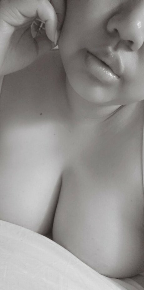 arabische milf onlyfans top akt bilder