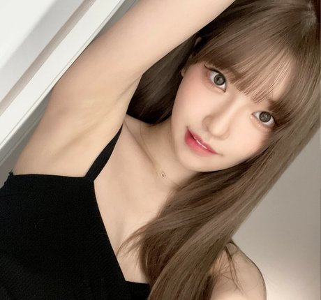 Se Yeon sexy nackte fotos