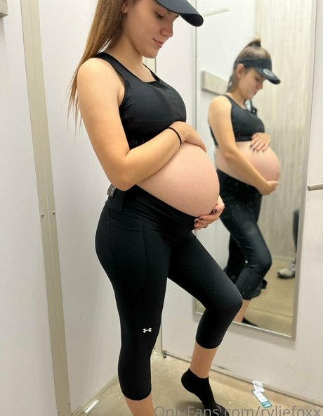 dünne blonde onlyfans perfekte nacktheit fotos