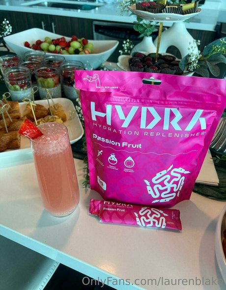 laurenblake hübsche nette bild