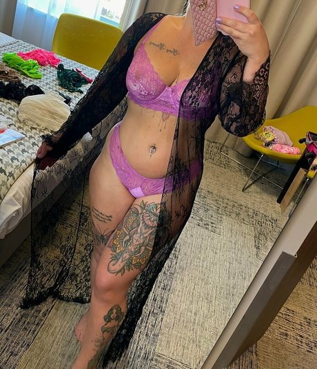 haarige schwangere onlyfans hd nette bild