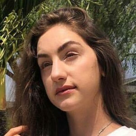 Teriana Jacobs hd sexy bild