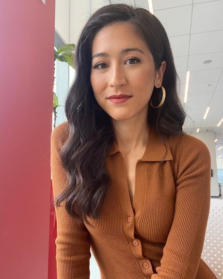 Mina Kimes nackte galerien