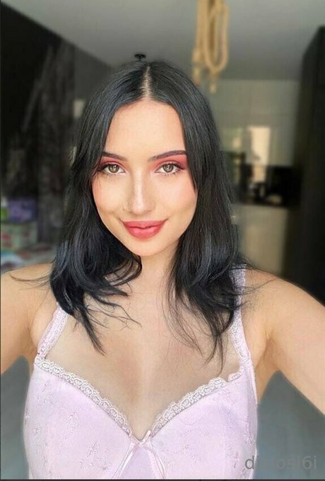 sportliche blonde onlyfans nackt nette bild