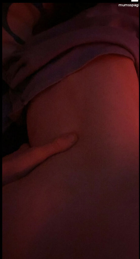 mumsspaghettiz perfekte erwachsene foto