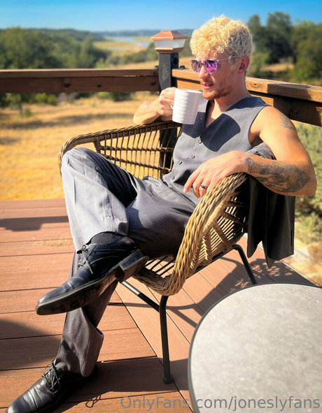 joneslyfans perfekte exklusive bild