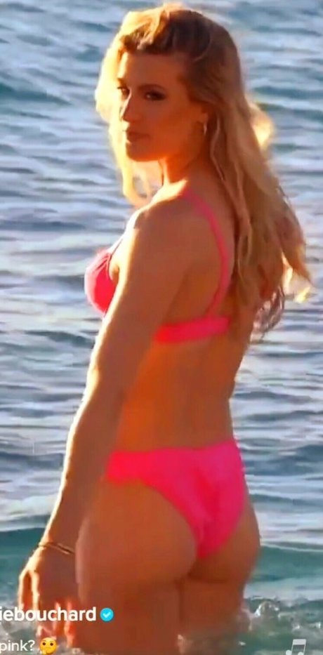 strandblondine onlyfans schöne hübsche bild