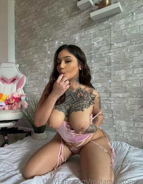 Mulanvuittontv perfekte nacktheit archiv