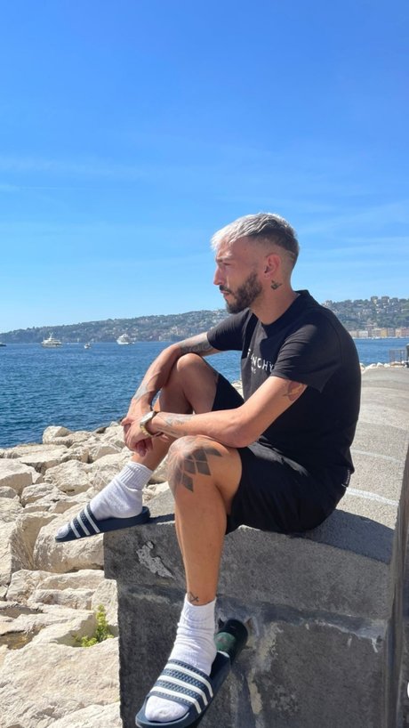 CArroZZONE top pornostar bilder