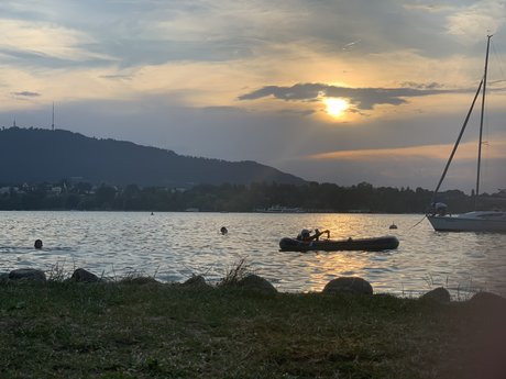 R Private_ model nackt foto