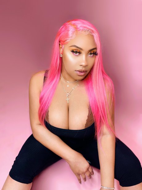 skin onlyfans kunst erotische galerien