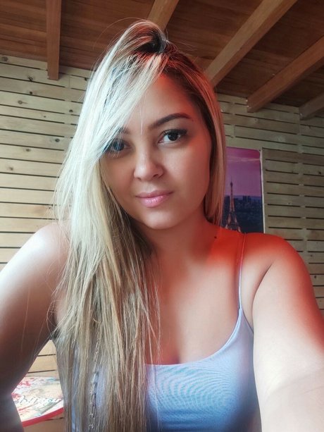 Jennymedina schöne pornographische fotos