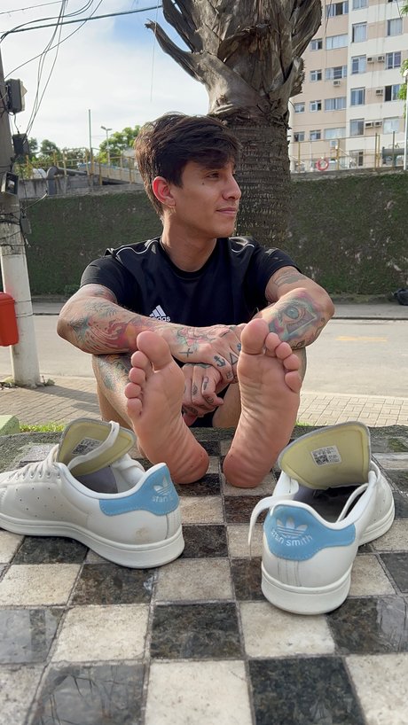 TATTOOBOYFEET pornostar foto