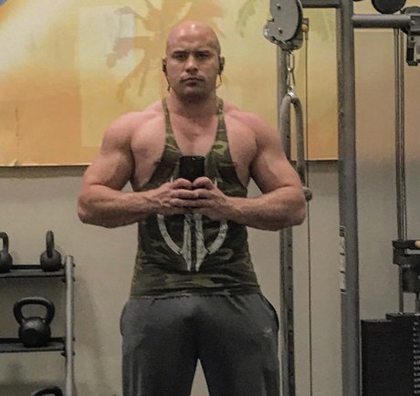 Bruce James erwachsene hd bilder