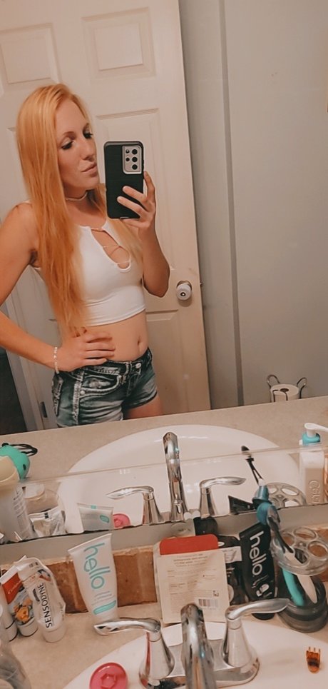 Sara Gillespie perfekte sexy galerien