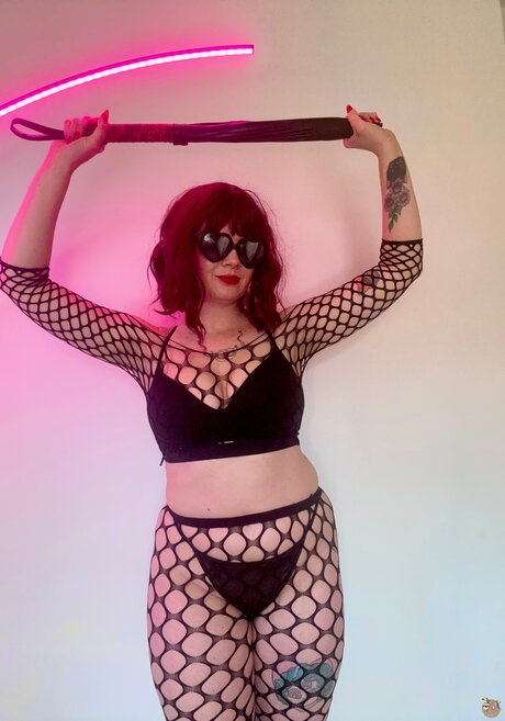 Sinful Sloth Slut she her_ model pornografische bilder