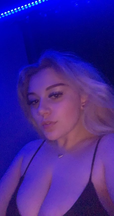 Poison ivy model sexy bild