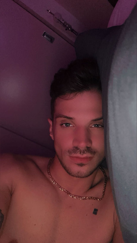 Ace Jaxon nackte bilder