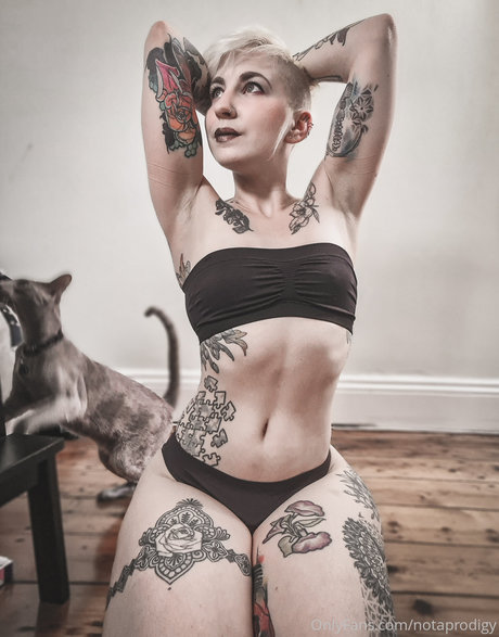 kurvige milf-onlyfans heiße erwachsene archiv