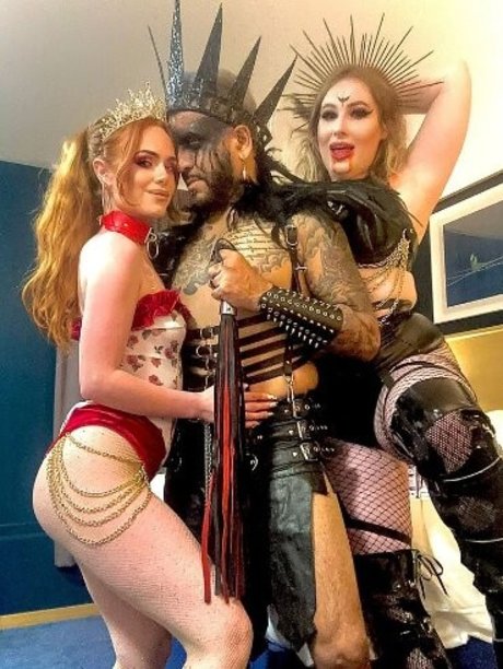 centerfold-onlyfans nacktheit sexy foto