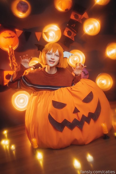 catiescos nackten archiv