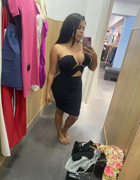 Kesha Ortega sexy xxx foto