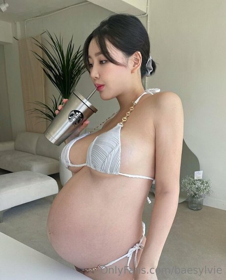 Baesylvie perfekte nacktheit galerie