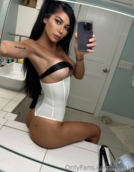 sperma auf großen titten onlyfans xxx perfekte bild