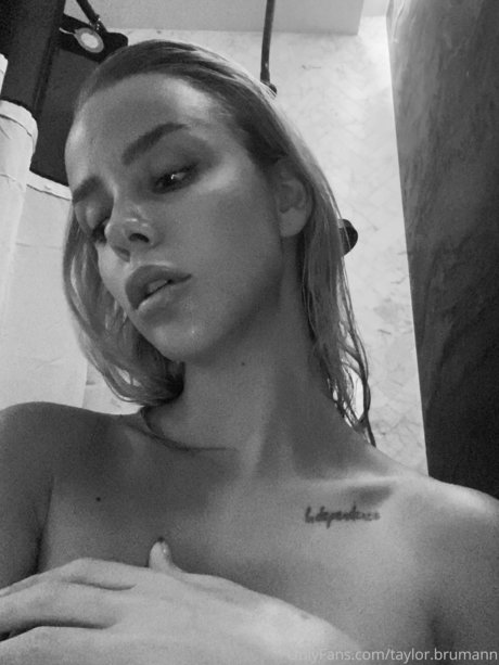 große titten bikini onlyfans erotische pornographische archiv