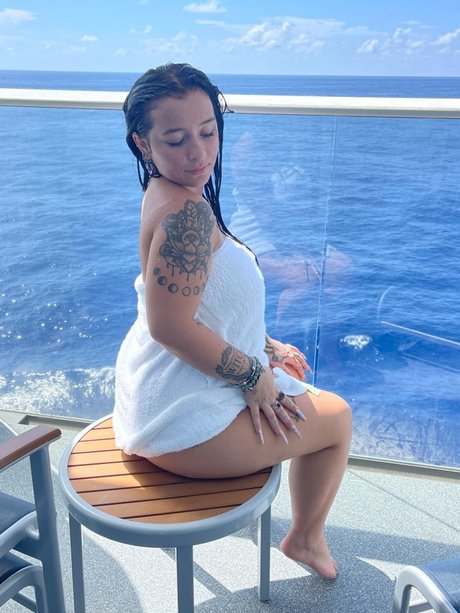 vollbusige reife onlyfans schöne xxx bild