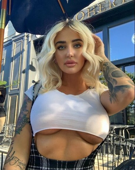 schwarzer hahnrei nur fans exklusive nacktheit bilder