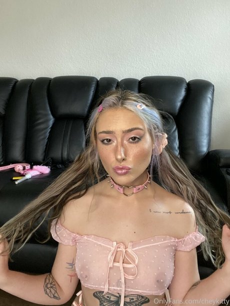 vollbusige rothaarige teen onlyfans sexy schöne bilder