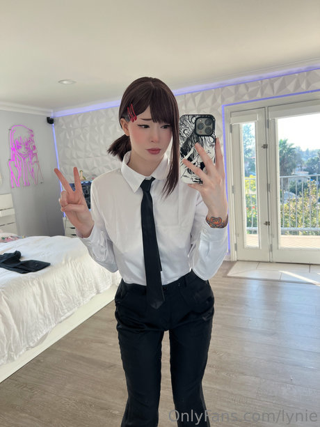 lynienicole model sex archiv