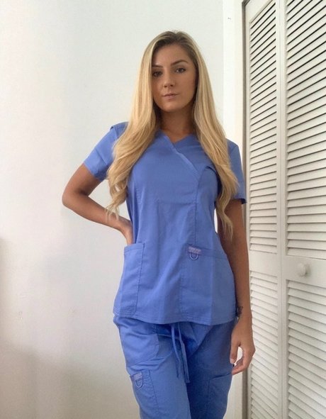 ungeschnittene onlyfans schöne erotische galerien