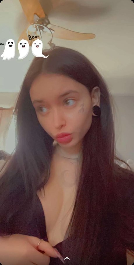 Stormy Summers perfekte porno galerien