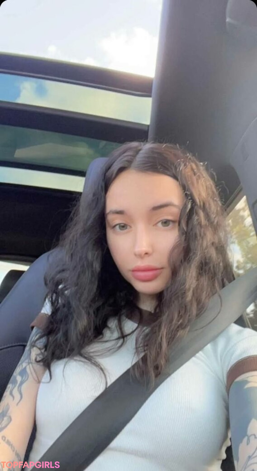 Stormy Summers xxx hübsche bild