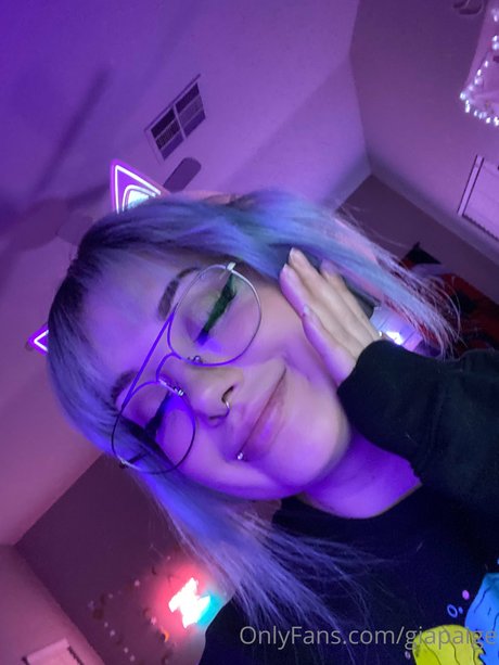 dreier asiatische onlyfans exklusive hd bilder